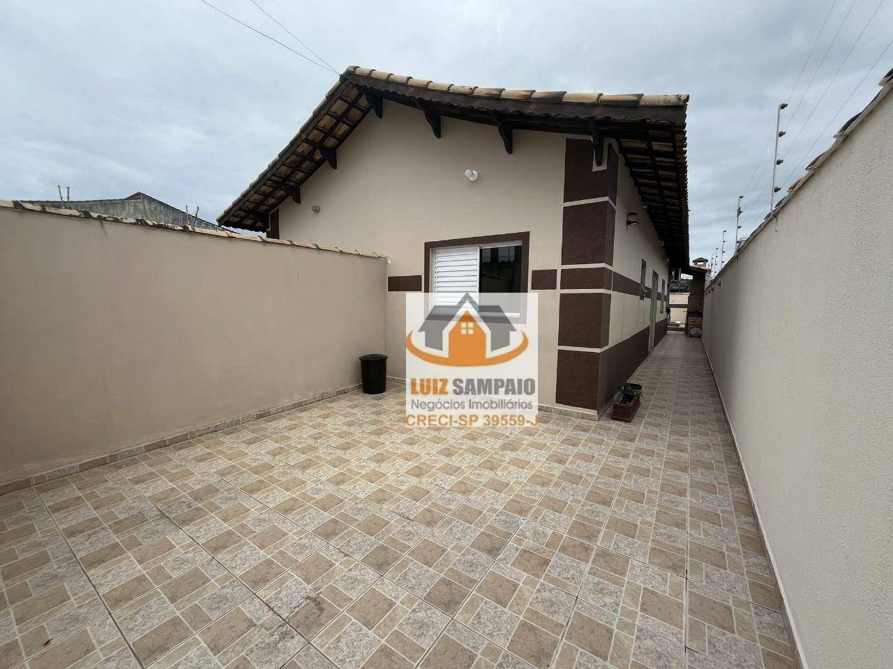 Casa à venda com 2 quartos, 68m² - Foto 6