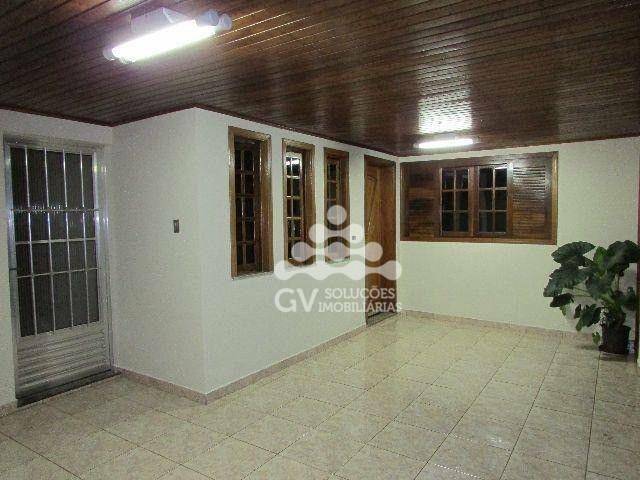 Casa à venda com 3 quartos, 200m² - Foto 3