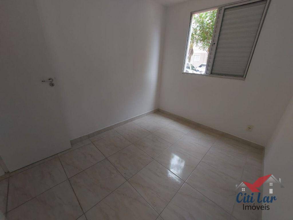 Apartamento à venda com 2 quartos, 48m² - Foto 11