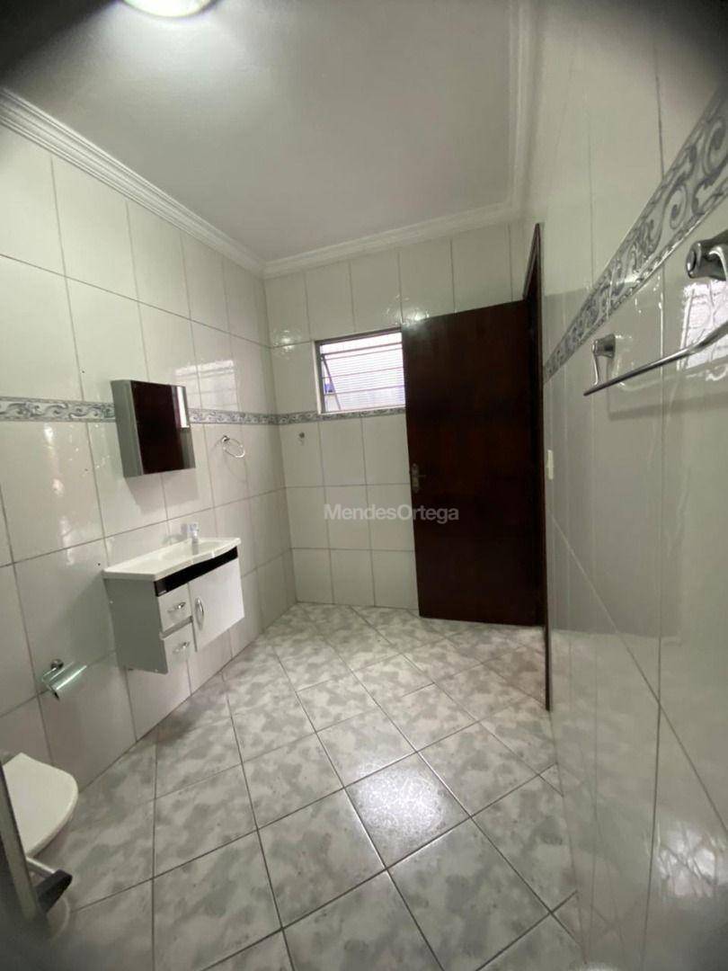 Apartamento para alugar com 2 quartos, 120m² - Foto 22