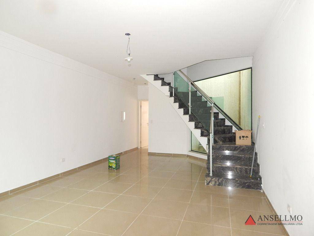 Sobrado à venda e aluguel com 3 quartos, 192m² - Foto 2