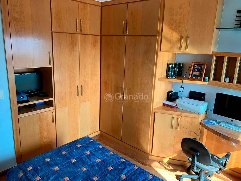 Apartamento à venda com 4 quartos, 180m² - Foto 4