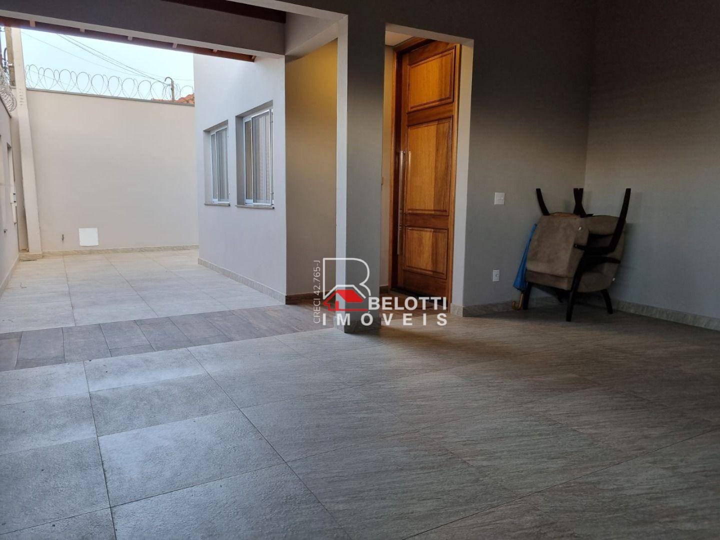 Casa à venda com 3 quartos, 220m² - Foto 11