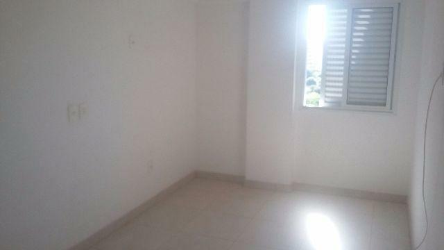 Apartamento à venda com 1 quarto, 45m² - Foto 3