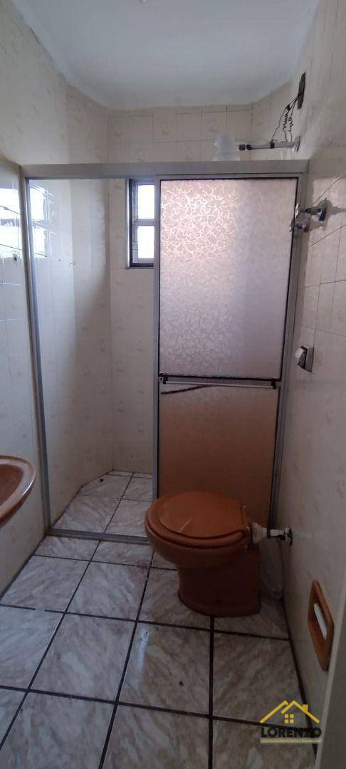 Apartamento à venda com 2 quartos, 74m² - Foto 2