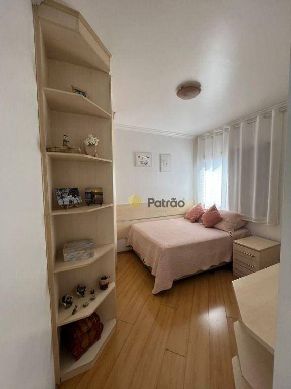 Apartamento à venda com 3 quartos, 132m² - Foto 13