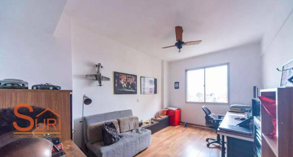 Apartamento à venda com 4 quartos, 180m² - Foto 18