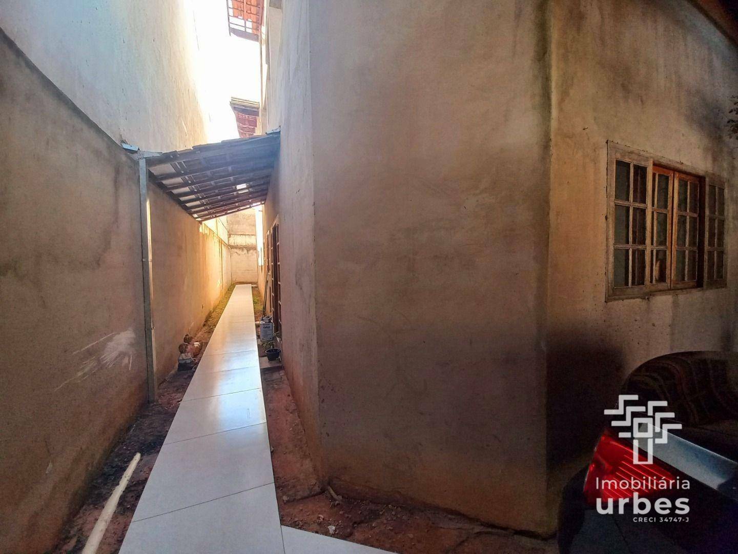 Casa à venda com 2 quartos, 146m² - Foto 3