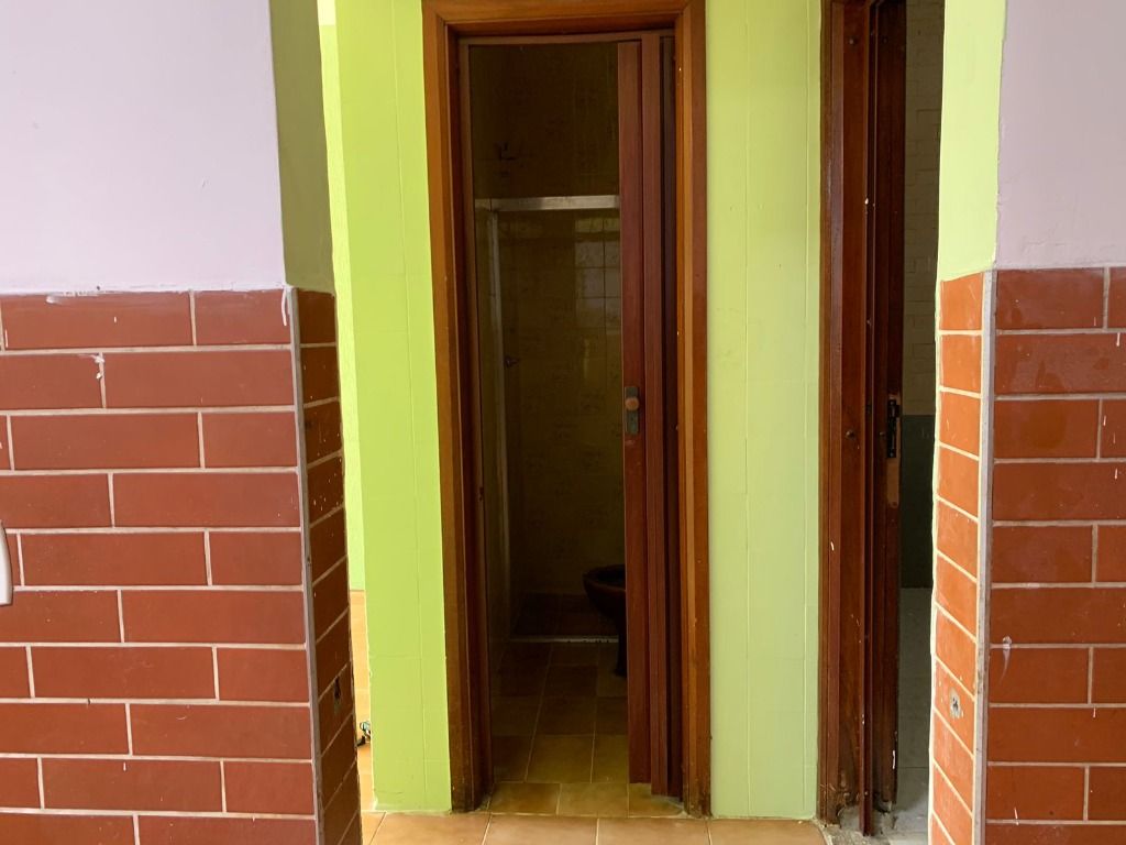 Casa à venda e aluguel com 3 quartos, 260m² - Foto 8