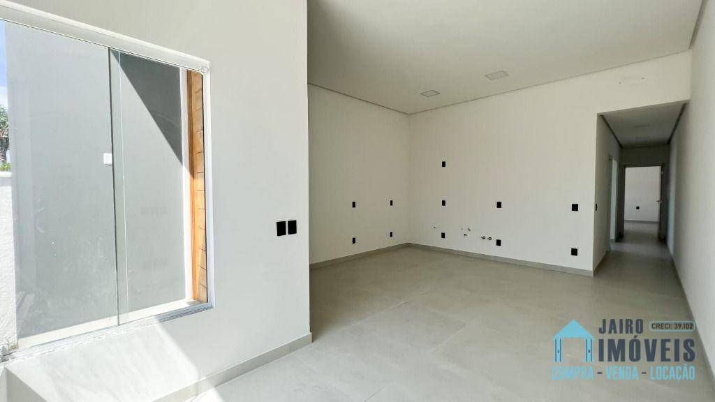 Casa à venda com 2 quartos, 74m² - Foto 5