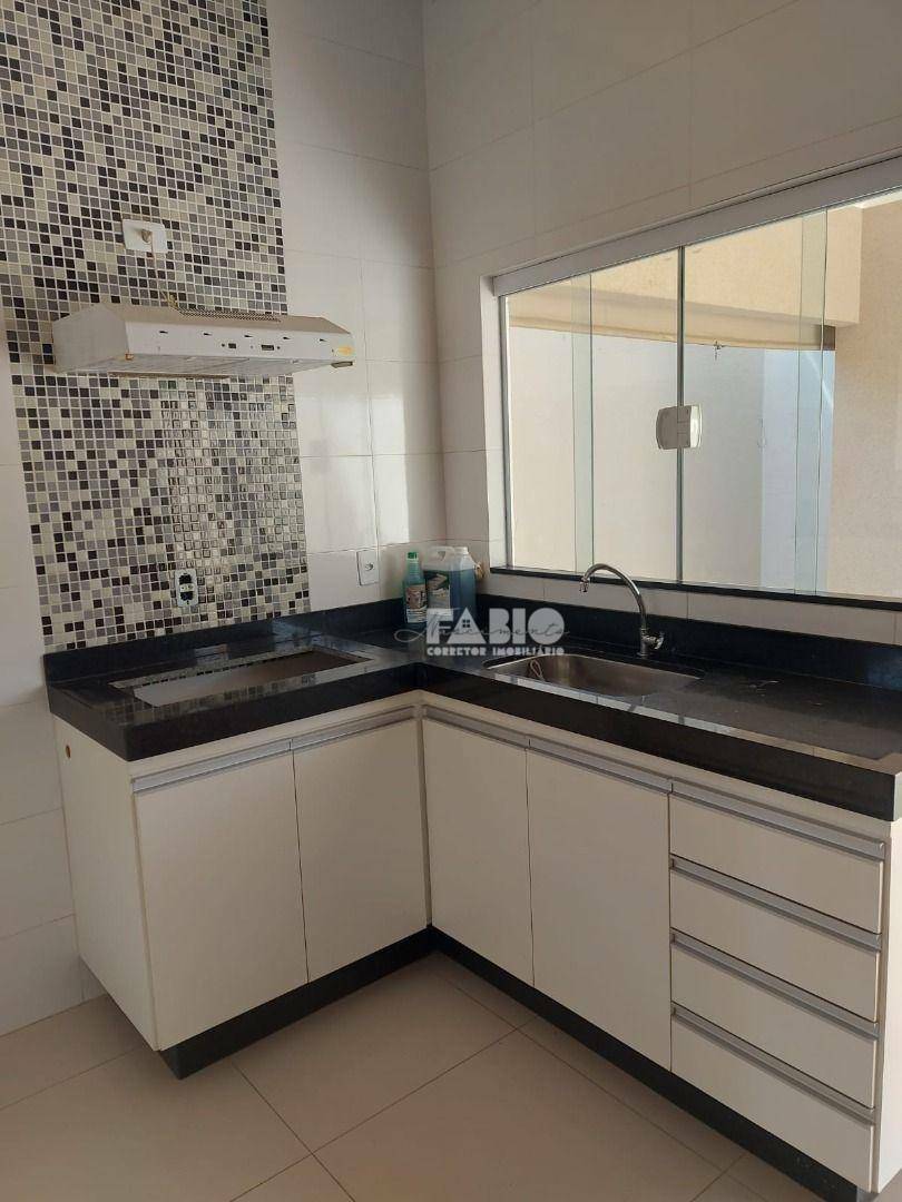 Casa à venda com 3 quartos, 120m² - Foto 20