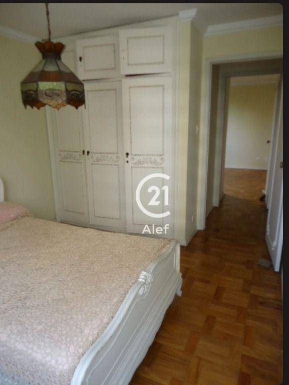 Apartamento para alugar com 3 quartos, 145m² - Foto 12