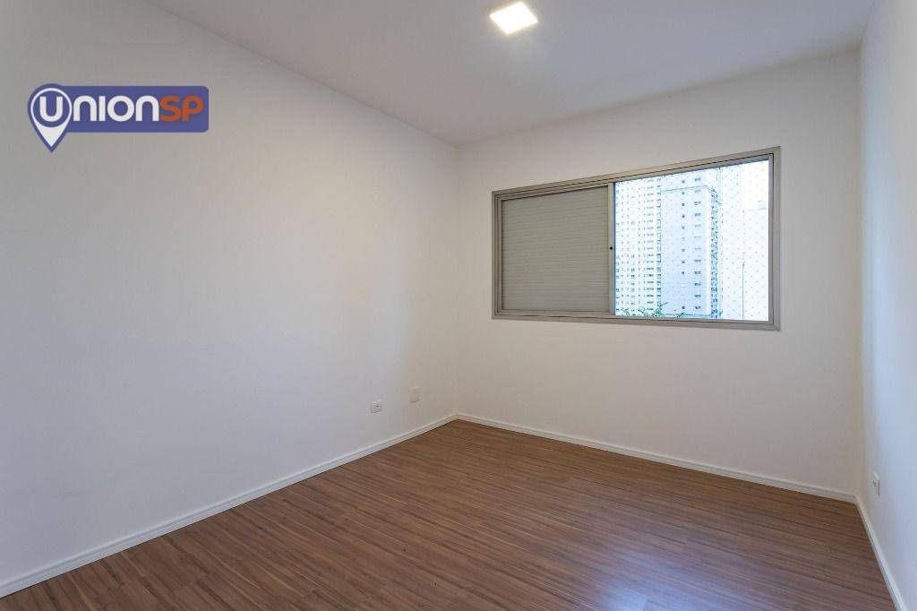 Apartamento à venda com 3 quartos, 113m² - Foto 12