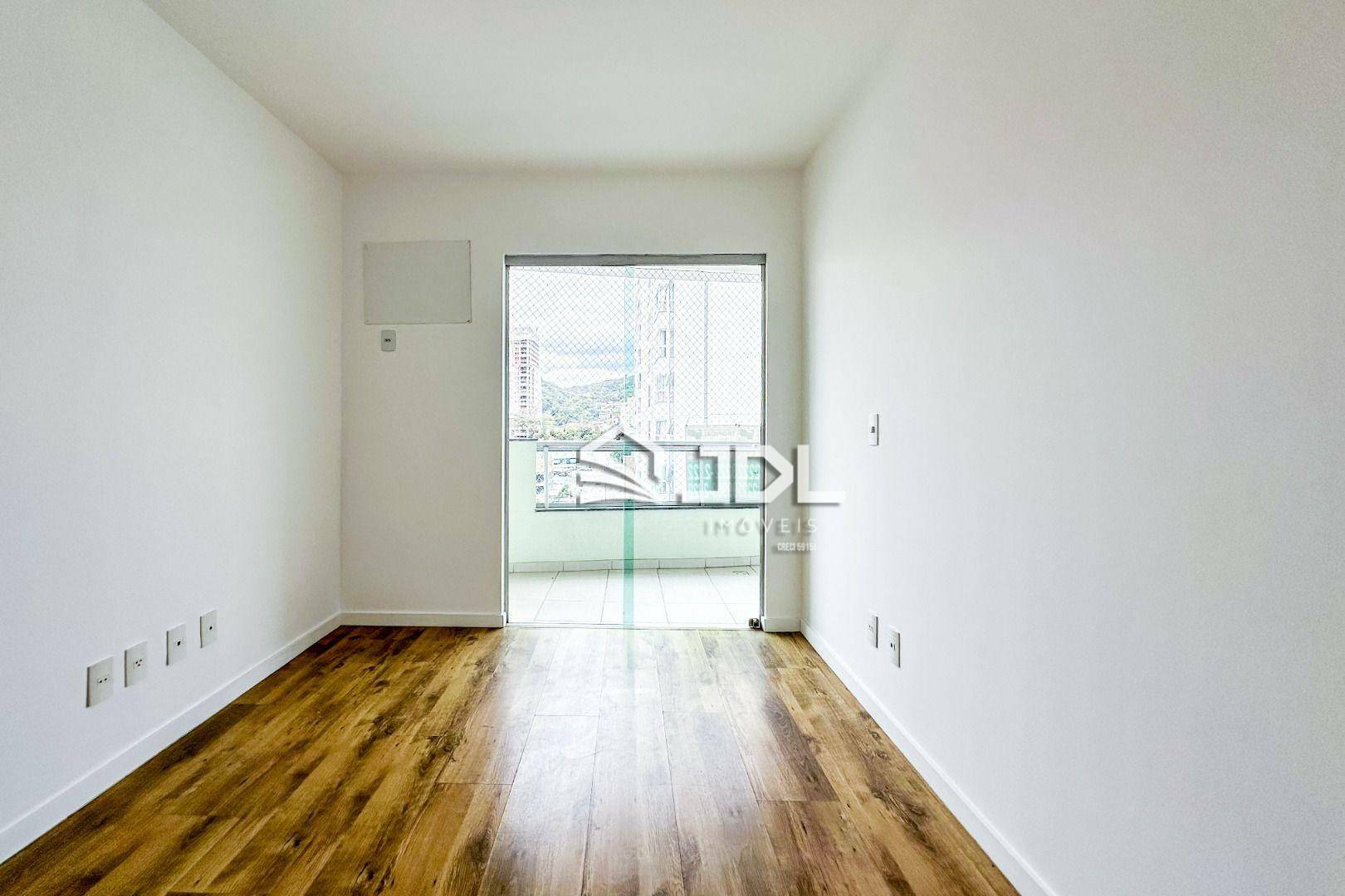 Apartamento à venda com 3 quartos, 120m² - Foto 12