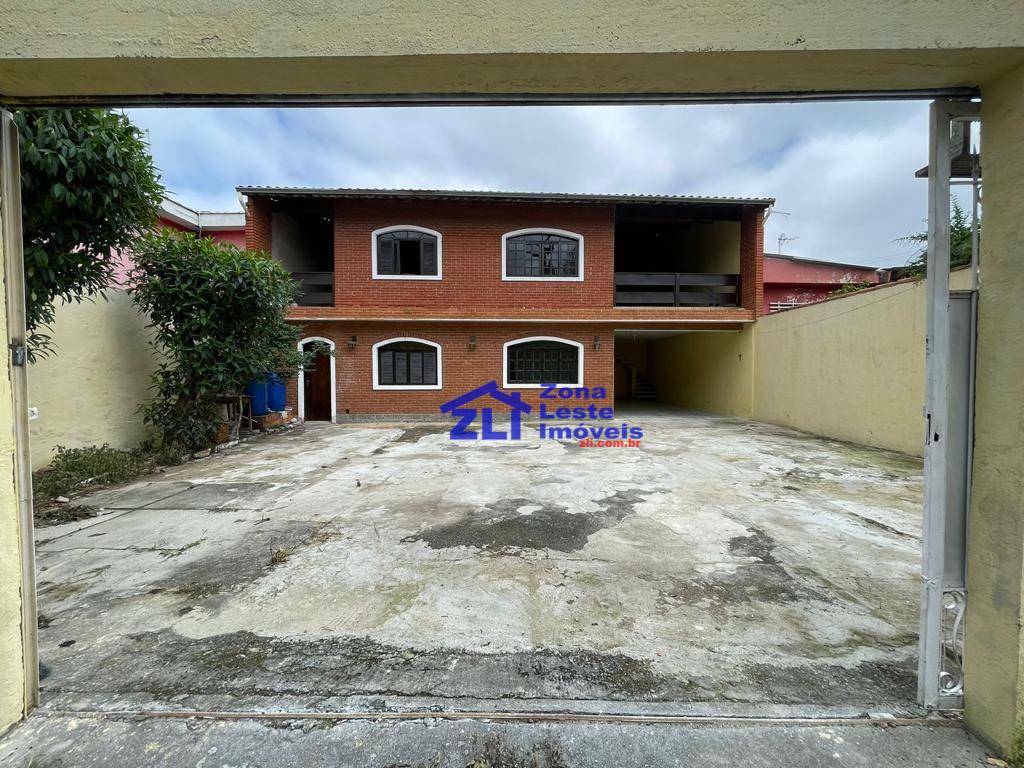 Sobrado à venda com 4 quartos, 234m² - Foto 3