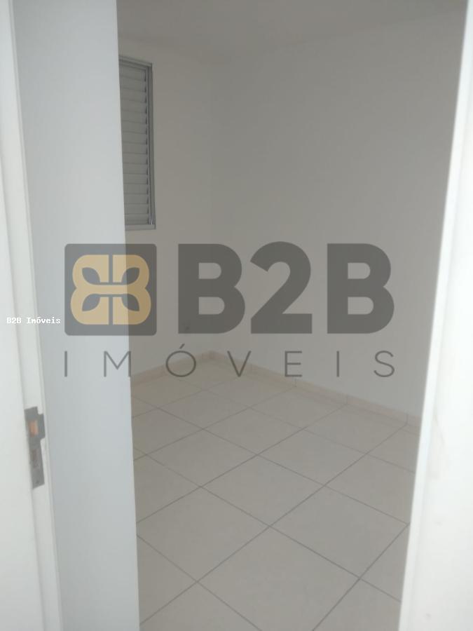 Apartamento à venda com 2 quartos, 47m² - Foto 4