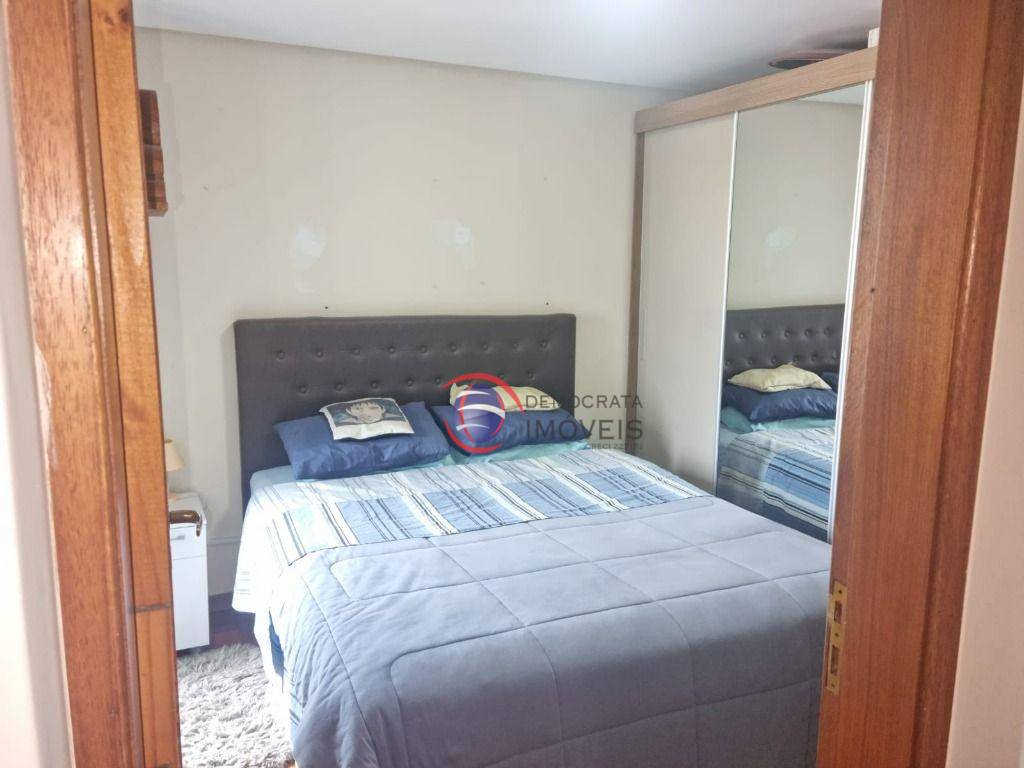 Apartamento à venda com 3 quartos, 106m² - Foto 2