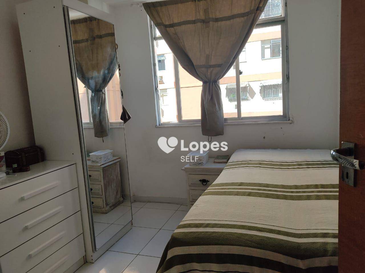 Apartamento à venda com 2 quartos, 55m² - Foto 3