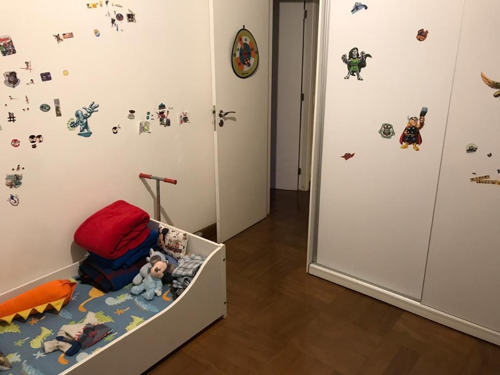 Apartamento à venda com 3 quartos, 134m² - Foto 16