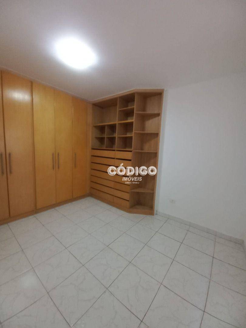 Casa para alugar com 2 quartos, 98m² - Foto 4