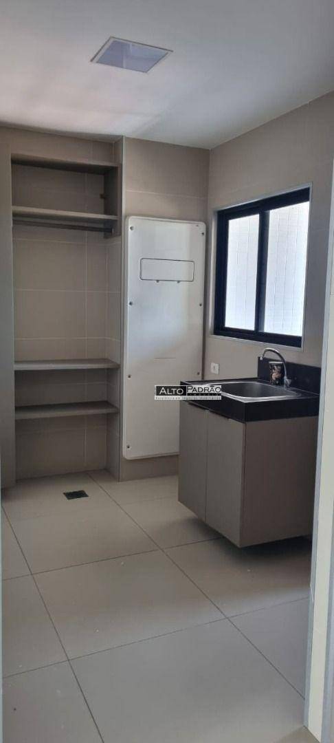 Apartamento à venda com 4 quartos, 216M2 - Foto 7