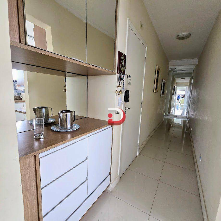 Apartamento para alugar com 4 quartos, 148m² - Foto 17