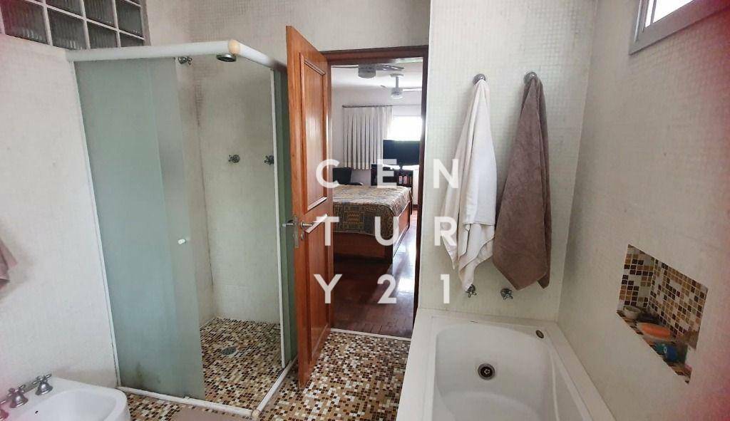 Apartamento à venda com 3 quartos, 190m² - Foto 7