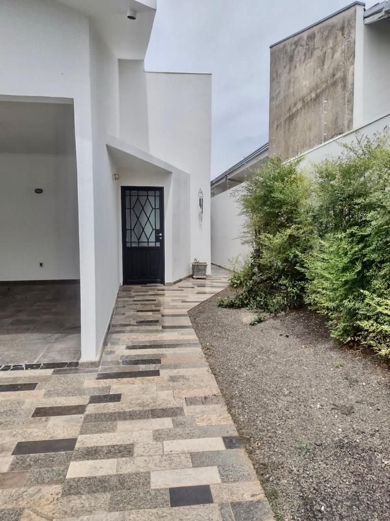 Casa à venda com 4 quartos, 320m² - Foto 21