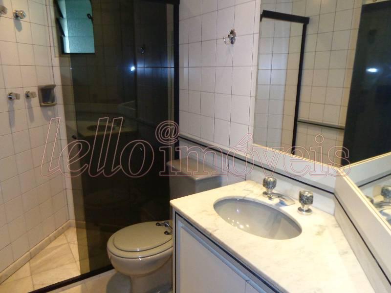 Apartamento para alugar com 2 quartos, 74m² - Foto 11