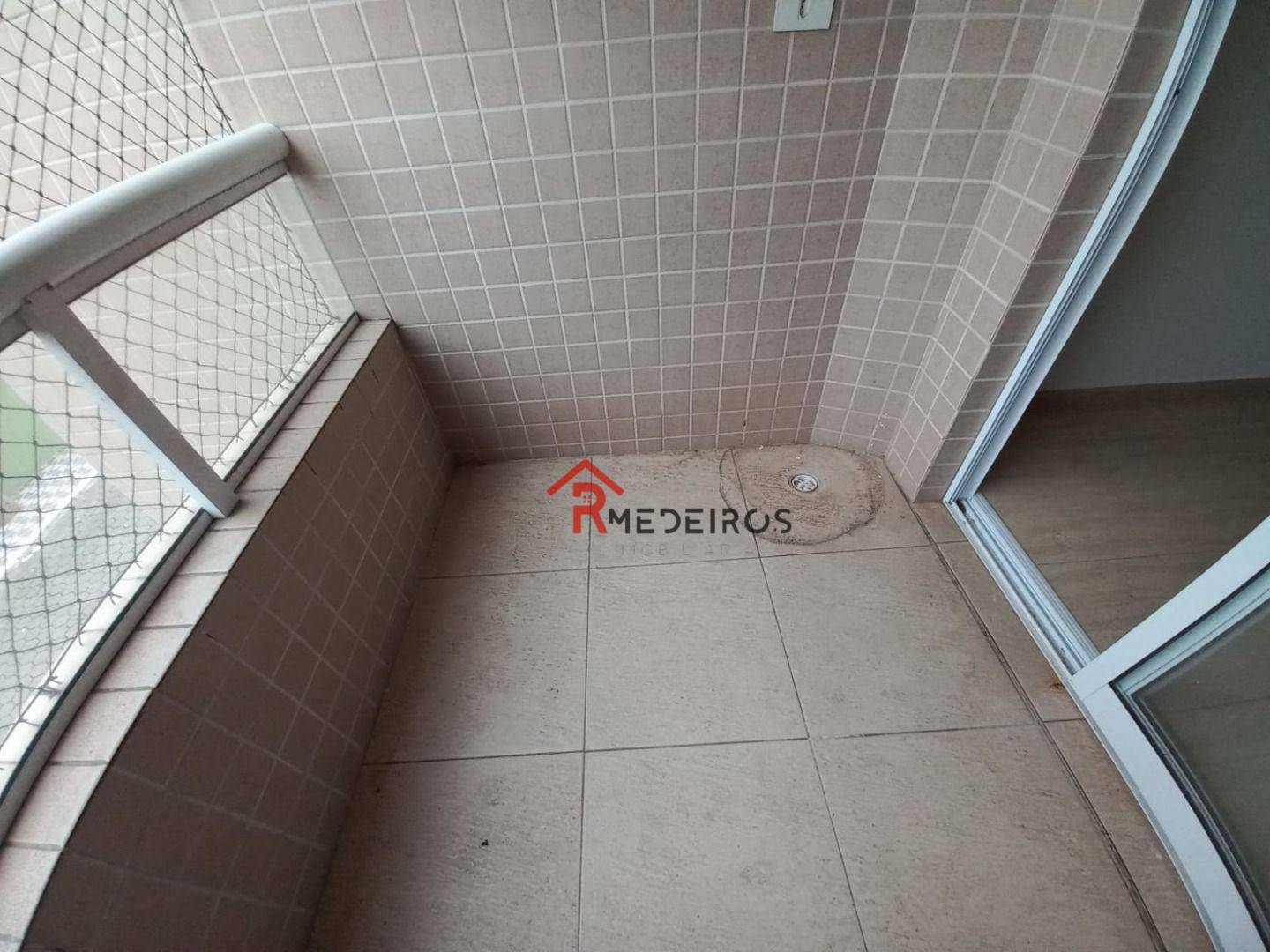 Apartamento à venda com 2 quartos, 70m² - Foto 7