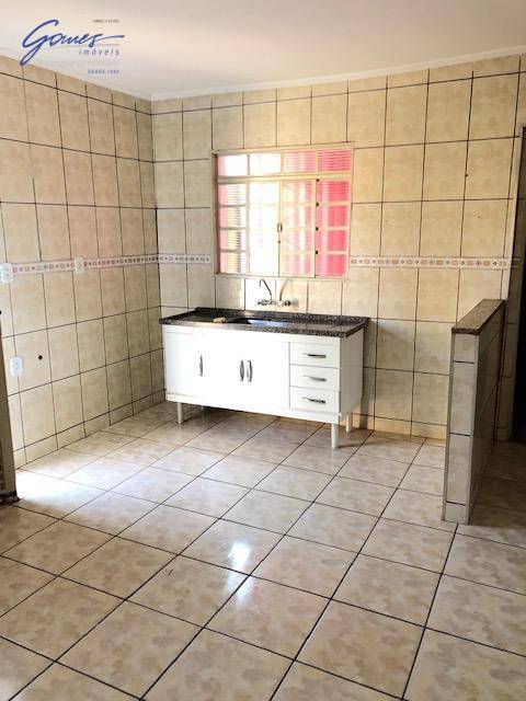 Sobrado à venda com 3 quartos, 200M2 - Foto 5