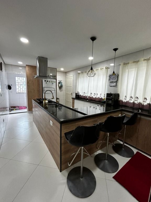 Sobrado à venda com 3 quartos, 250m² - Foto 8