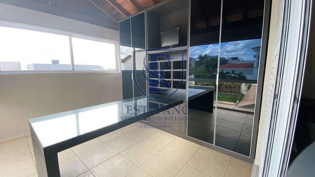 Casa à venda com 4 quartos, 900m² - Foto 16