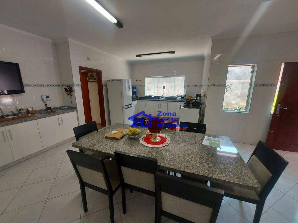 Sobrado à venda com 3 quartos, 380m² - Foto 27