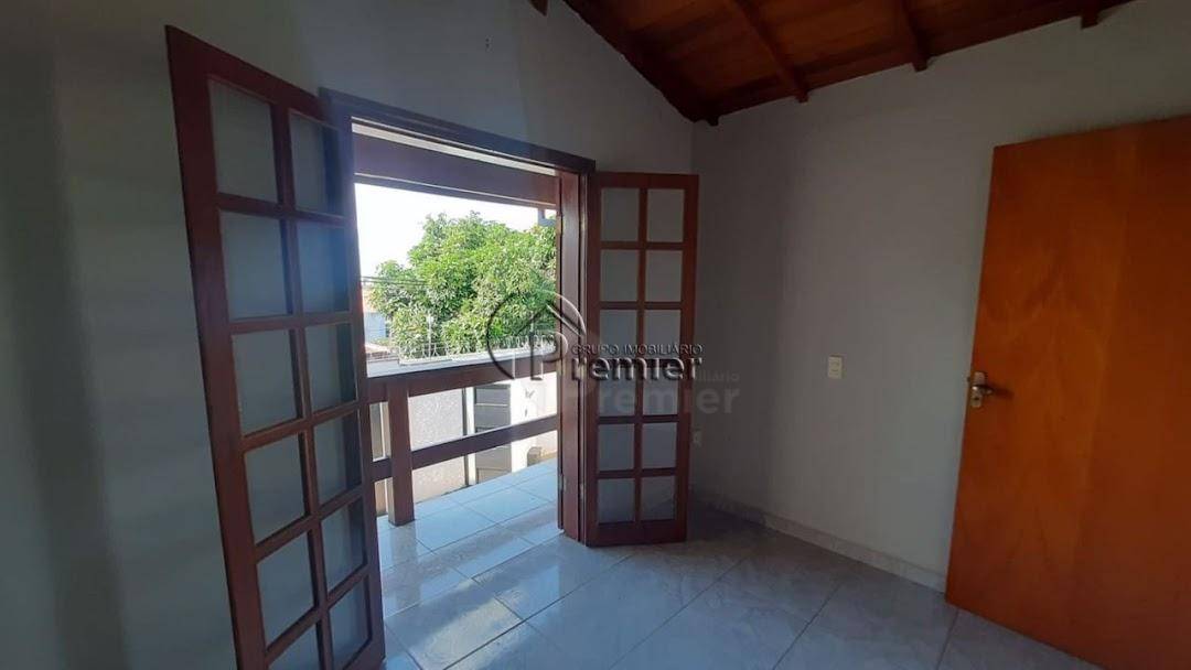 Casa à venda com 3 quartos, 236m² - Foto 16