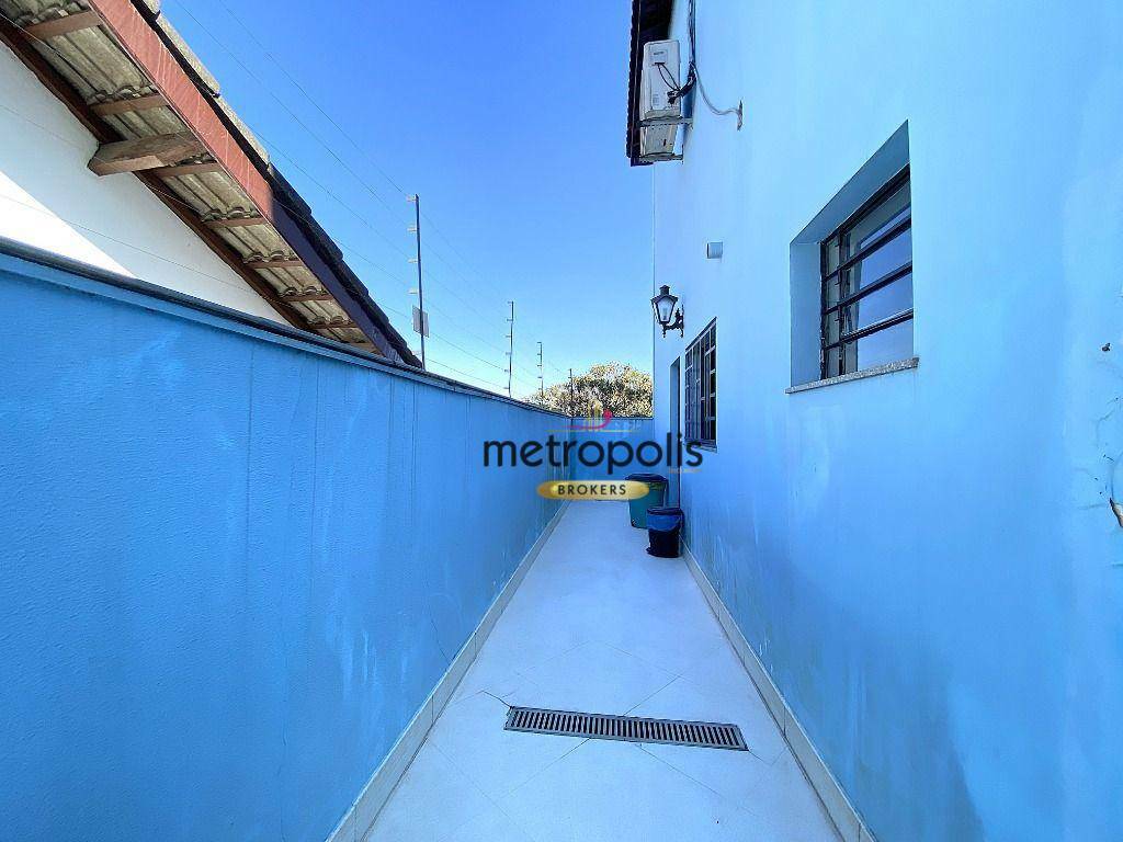 Sobrado à venda e aluguel com 4 quartos, 600m² - Foto 12