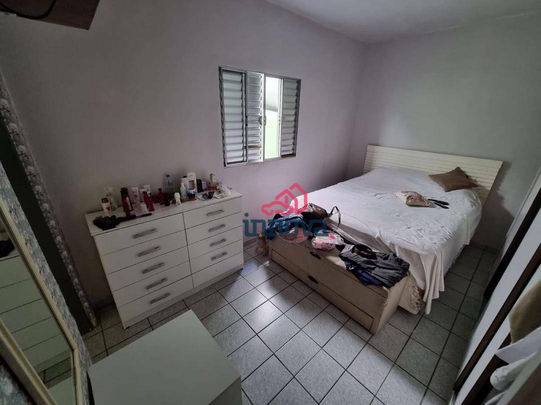 Casa à venda com 3 quartos, 248m² - Foto 10