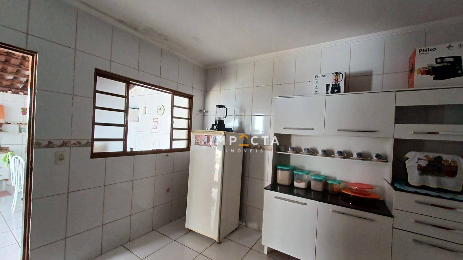 Casa à venda com 2 quartos, 76m² - Foto 9