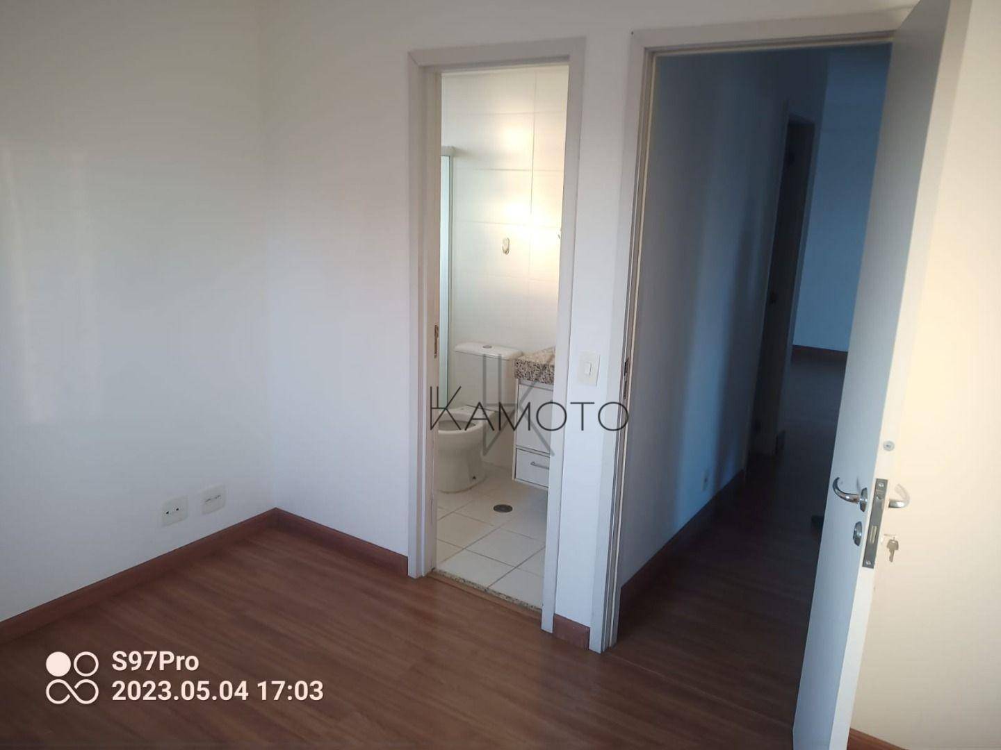 Apartamento à venda com 3 quartos, 74m² - Foto 8