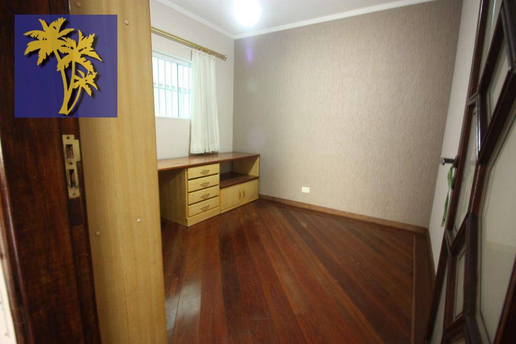 Casa para alugar com 3 quartos, 230m² - Foto 7