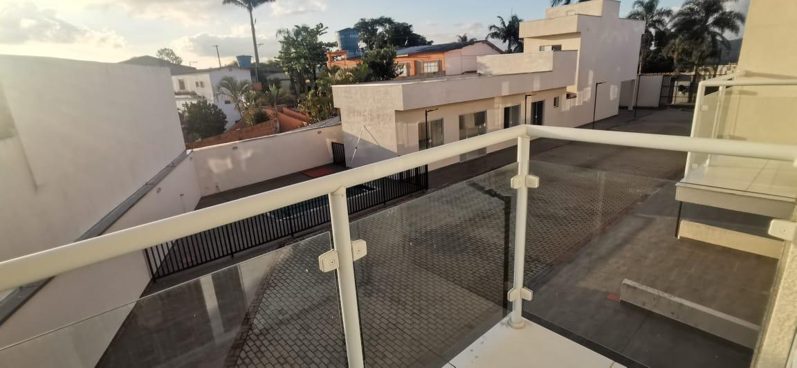 Casa à venda com 2 quartos, 69m² - Foto 6