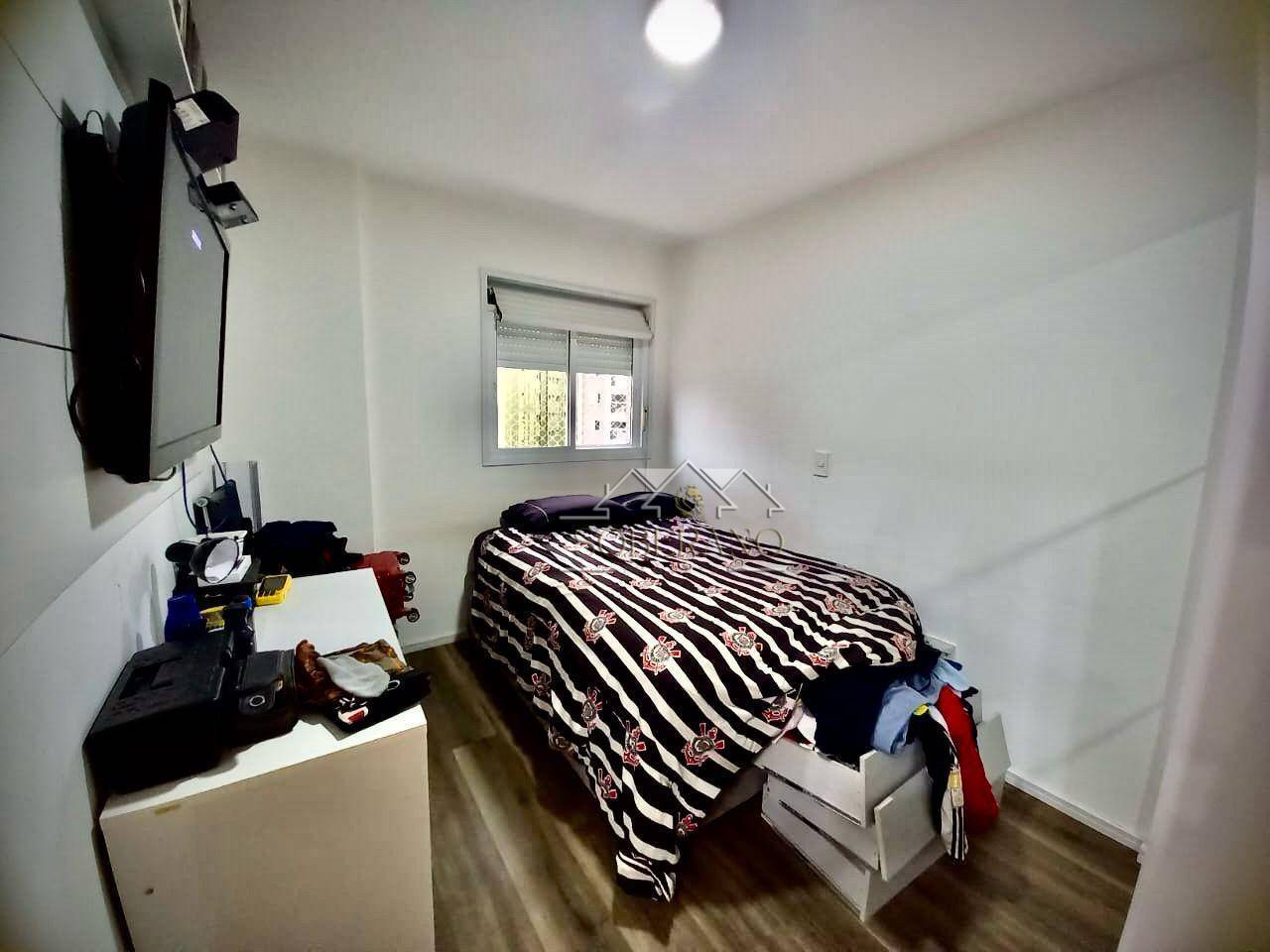 Apartamento à venda com 3 quartos, 118m² - Foto 19