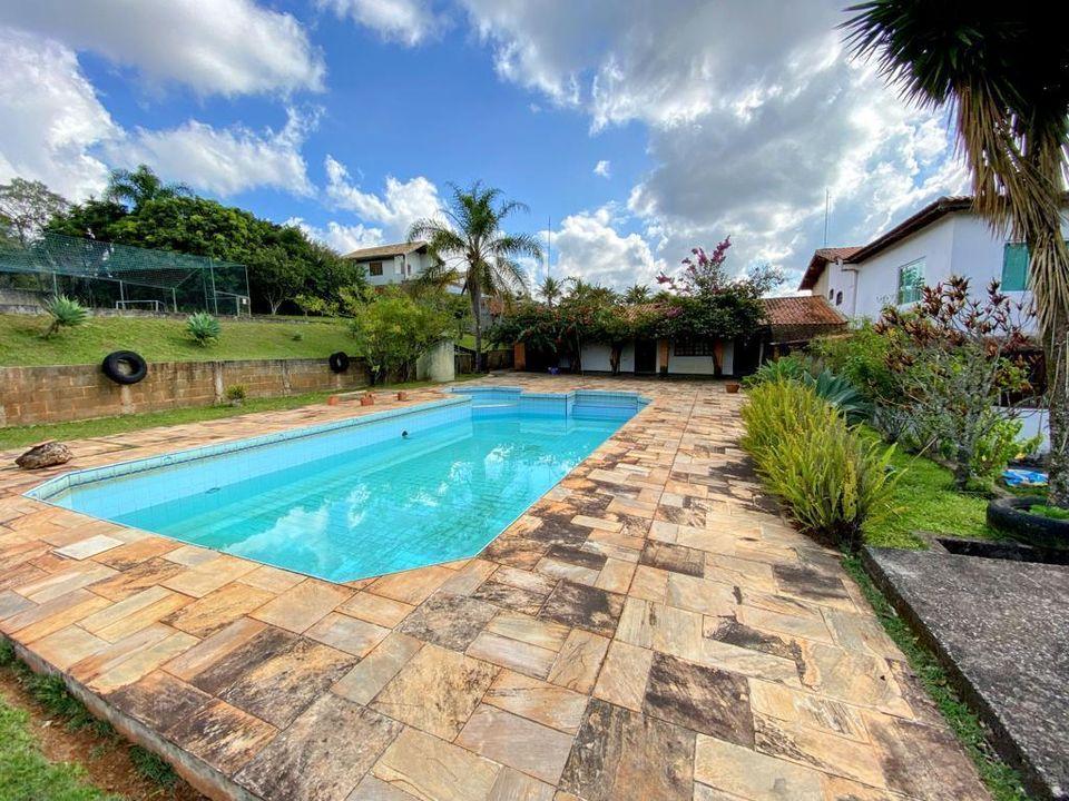 Chácara à venda com 5 quartos, 740m² - Foto 8