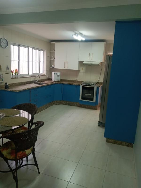 Apartamento à venda com 3 quartos, 170m² - Foto 4