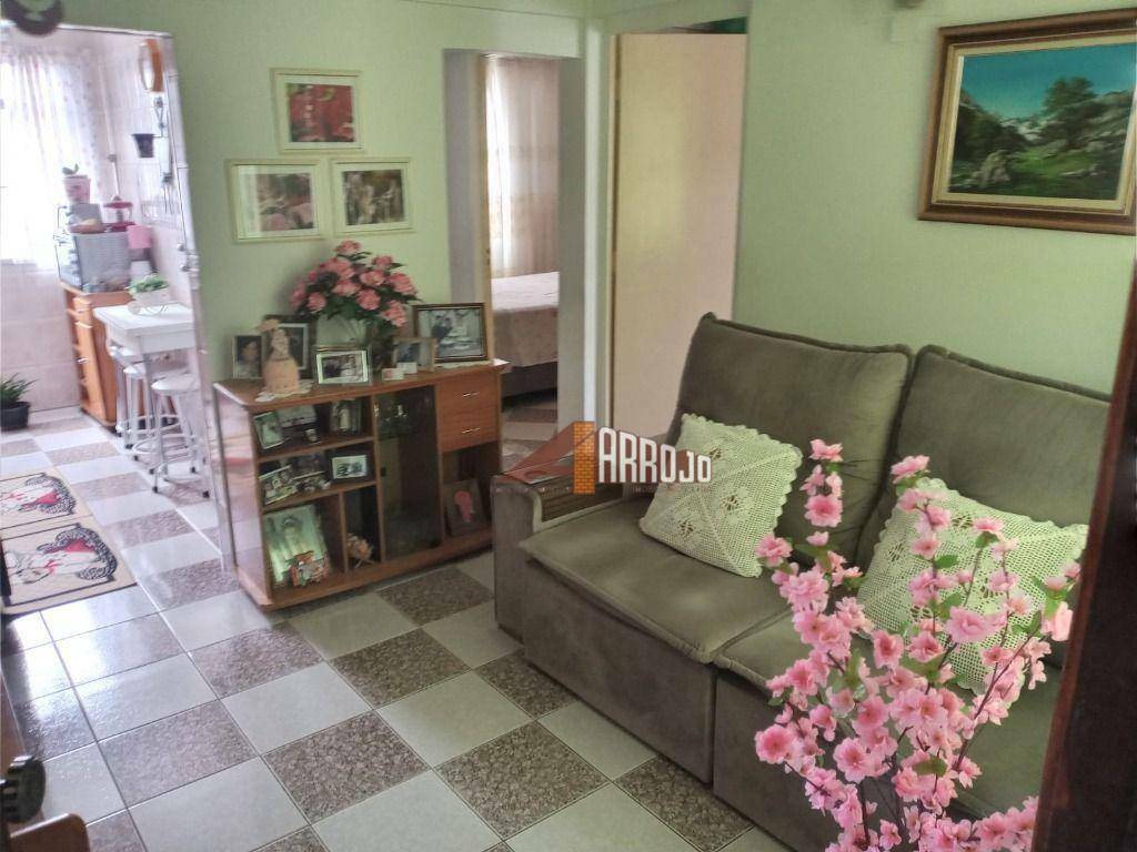 Apartamento à venda com 2 quartos, 42m² - Foto 7