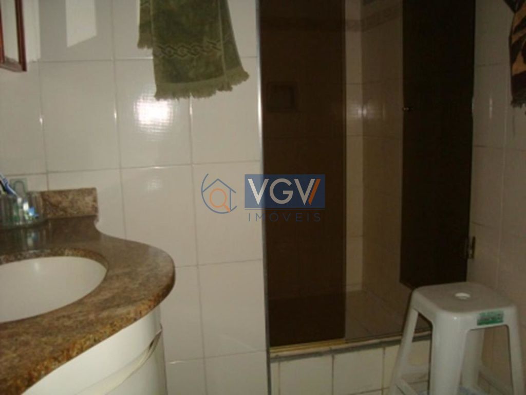 Apartamento à venda com 3 quartos, 107m² - Foto 11