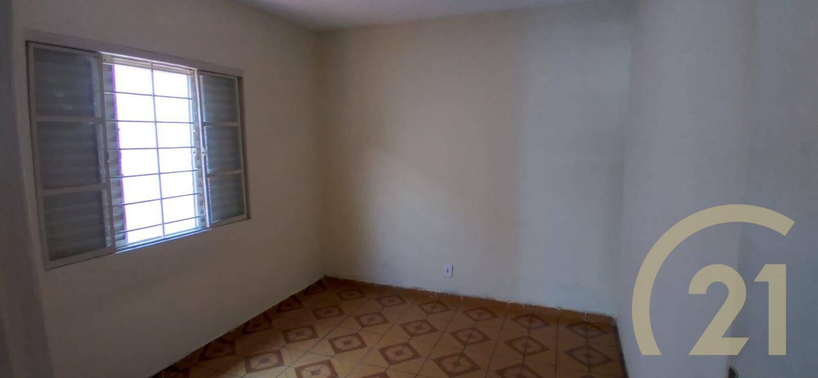 Casa à venda com 4 quartos, 240m² - Foto 21