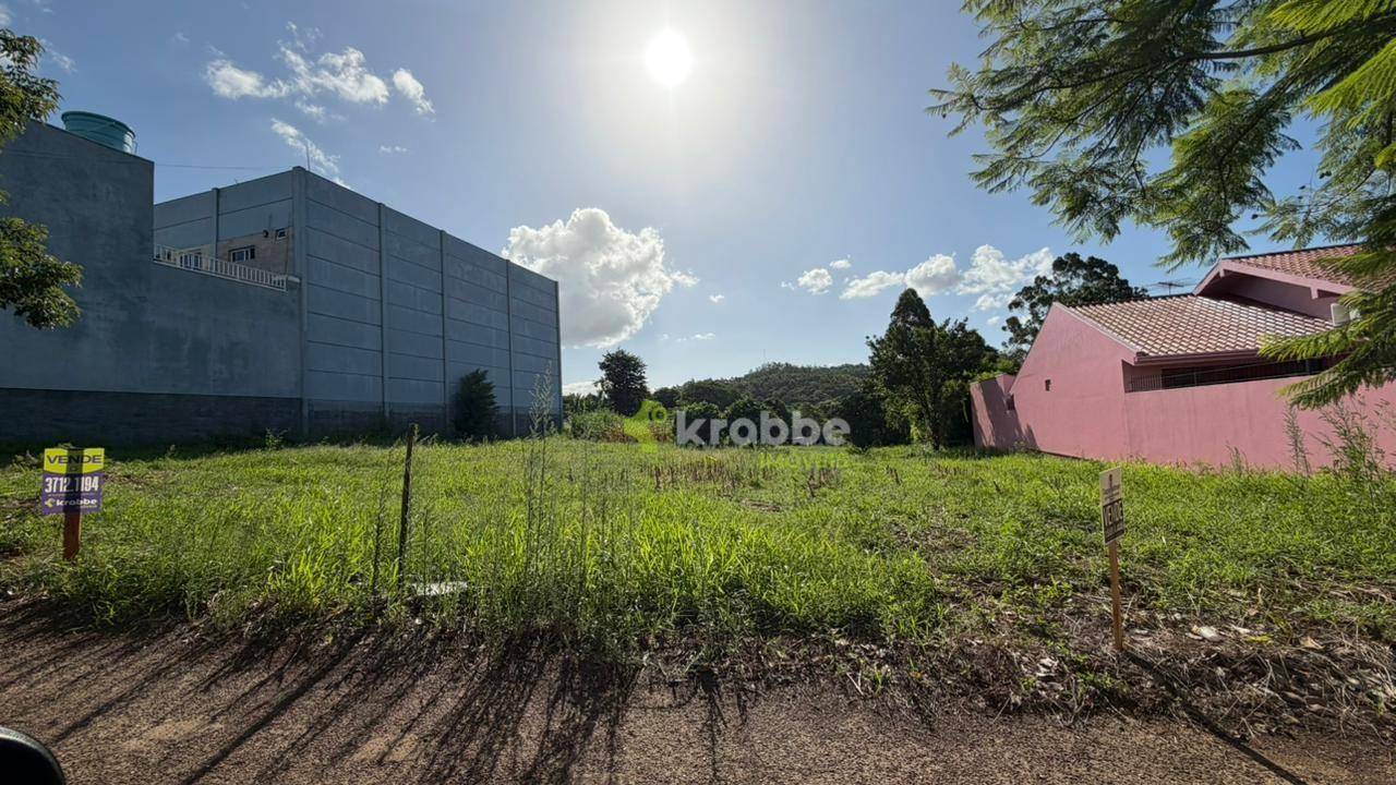 Terreno, 858 m² - Foto 1