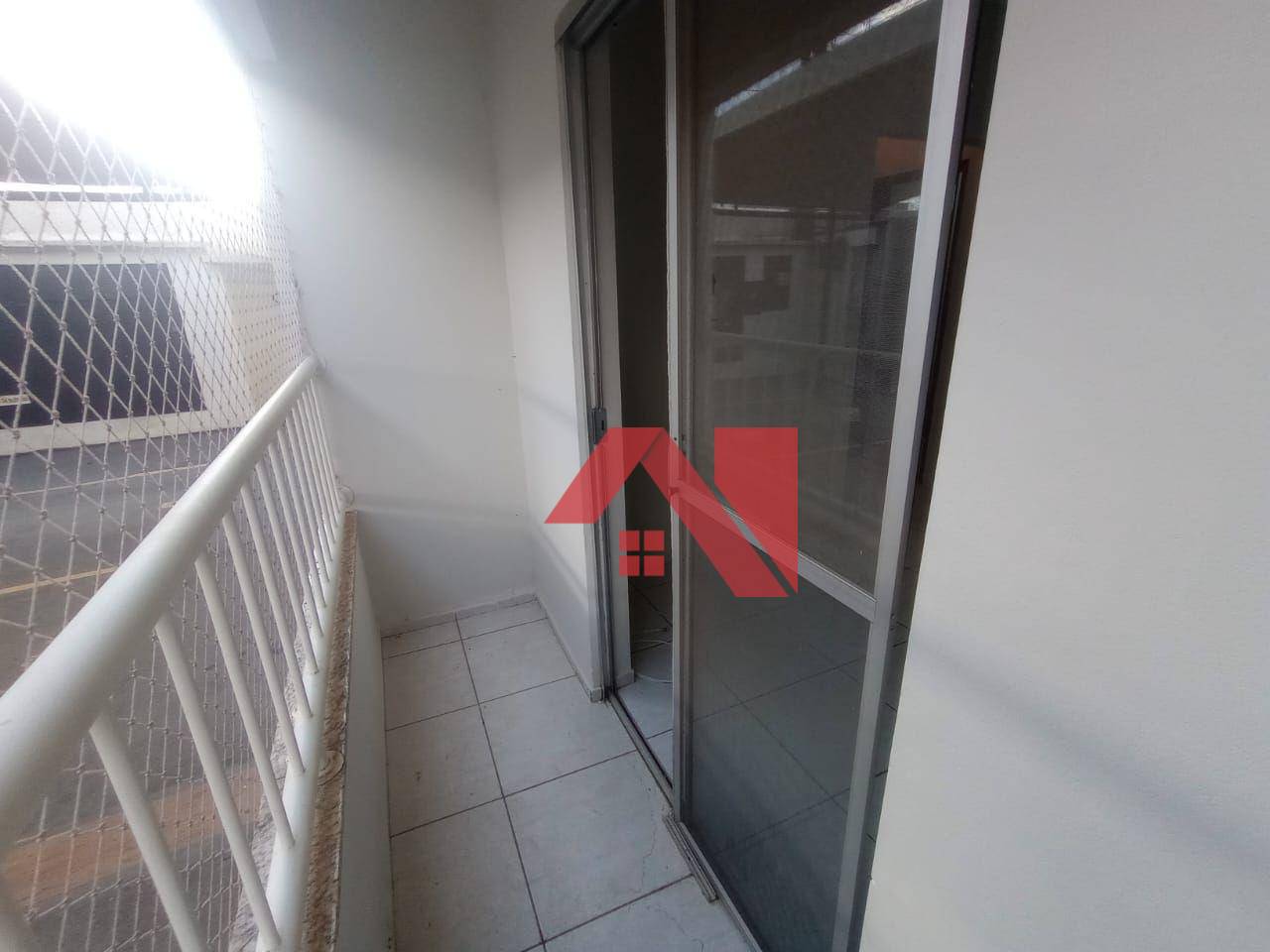 Apartamento à venda e aluguel com 2 quartos, 70m² - Foto 11