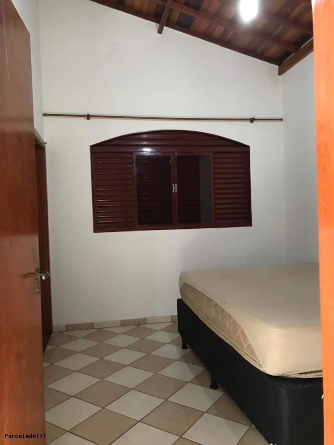 Casa à venda com 2 quartos, 200m² - Foto 9